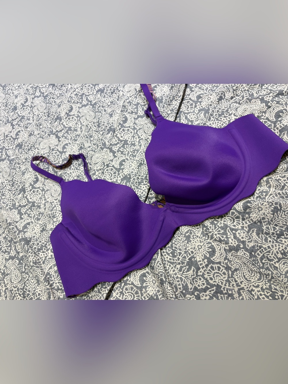 Victoria’s Secret purple print reversible bra 36 B/C